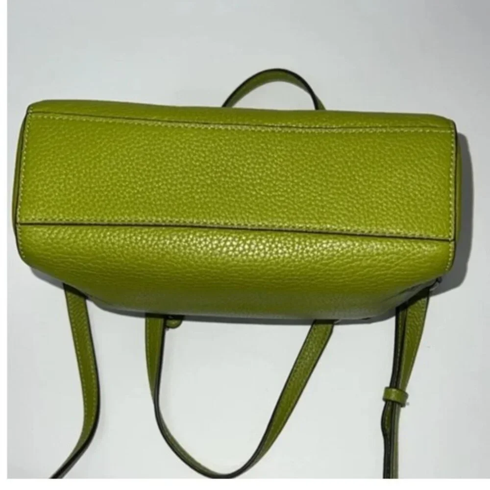 Coach Kelsey Small Yellow Green Leather Satchel Crossbody, Zipper does not work - Picture 6 of 10